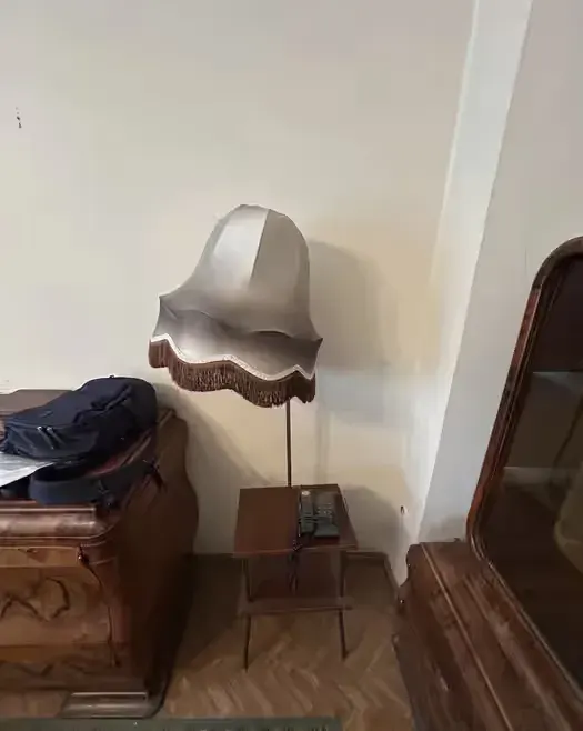 Lampa ze stolikiem PRL abażur — praca twórcy Ewa na Freshwall Marketplace