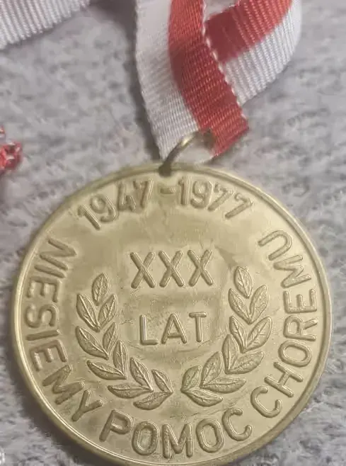 Medal III Zjazd Koleżeńskiej 1947 Wydz Lekarski — praca twórcy Leszek na Freshwall Marketplace