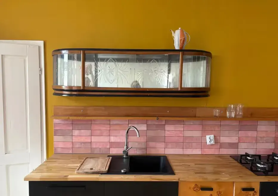 Nadstawka, witrynka, art deco, PRL — praca twórcy Jaga na Freshwall Marketplace