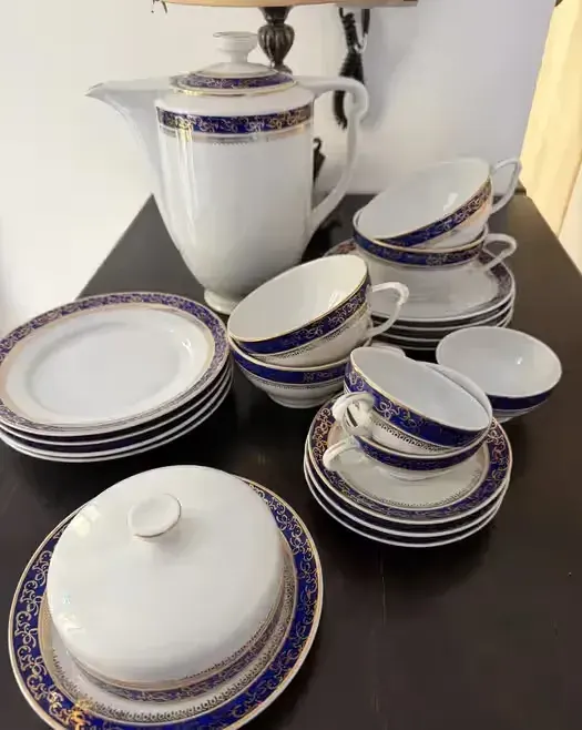Niekompletny zestaw do kawy,herbaty Cmielow kobalt. — praca twórcy Magdalena na Freshwall Marketplace