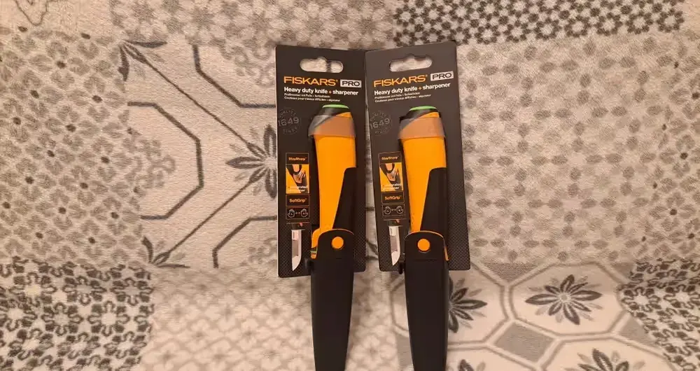 Nowy Nóż Universalny Fiskars z Pilnikiem + Ostrzałką — praca twórcy Piotr na Freshwall Marketplace