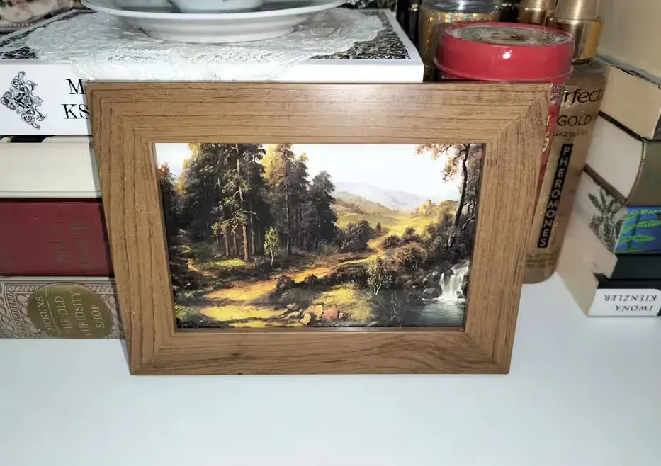 Obraz obrazek w drewnianej ramie pejzaż widok retro vintage prl — praca twórcy Ja na Freshwall Marketplace