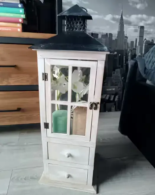 Olbrzymi Lampion — praca twórcy agata na Freshwall Marketplace