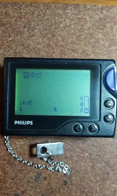 pager Philips Messenger Lux (model PRG 2310) — praca twórcy Tomek na Freshwall Marketplace