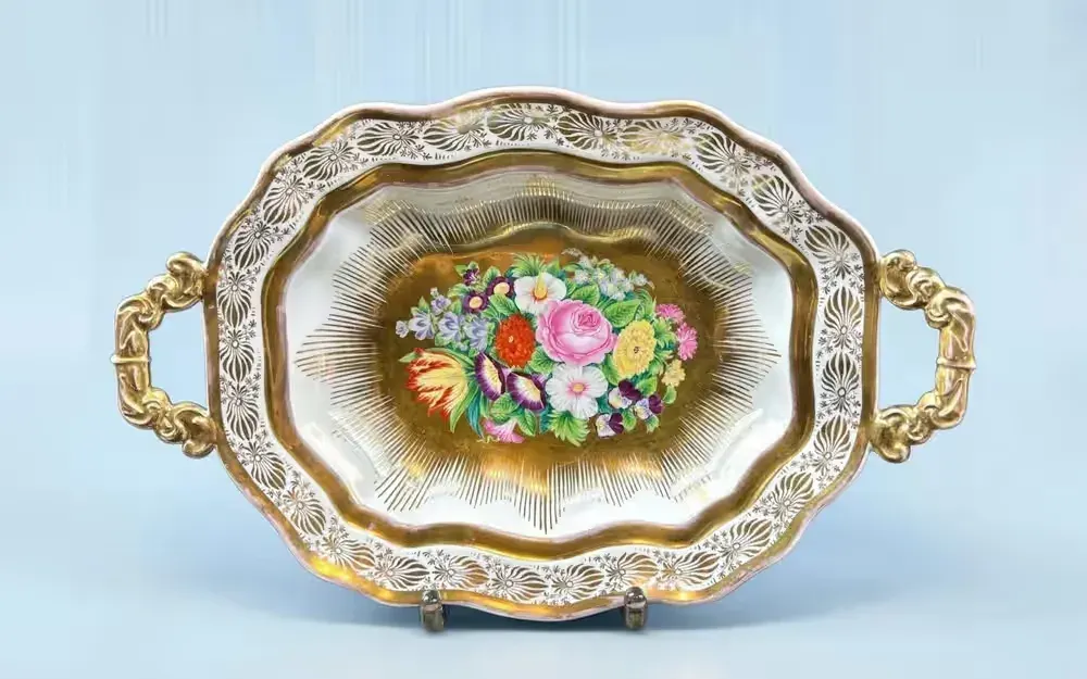 Patera KGM Berlin, zlocona, wyjątkowa, reczne zdobienia — praca twórcy RAJ ART WODZKI na Freshwall Marketplace