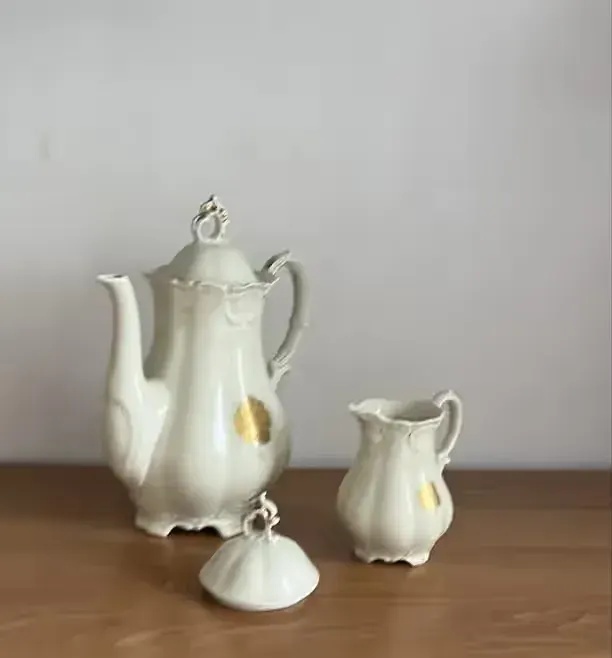 Porcelana Bavaria — praca twórcy Barbara na Freshwall Marketplace