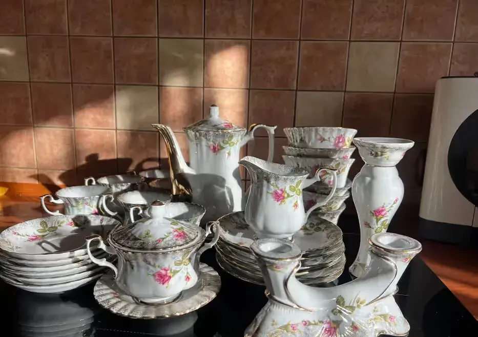 Porcelana Chodzież zielony napis — praca twórcy pppgda na Freshwall Marketplace