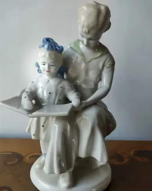Porcelana figurka  Połonne Ukraina kolekcja — praca twórcy Beata na Freshwall Marketplace