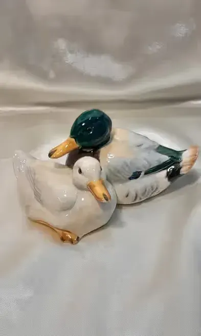 Porcelanowa figurka dzikie kaczki Geobel 1976 r. — praca twórcy Darek na Freshwall Marketplace