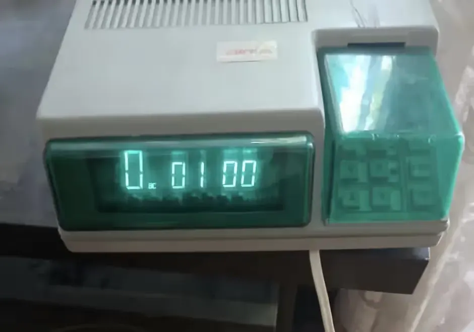 RETRO radziecki zegar i programator  SIGNAL 201. RARYTAS! OkazjA!! — praca twórcy Robert na Freshwall Marketplace