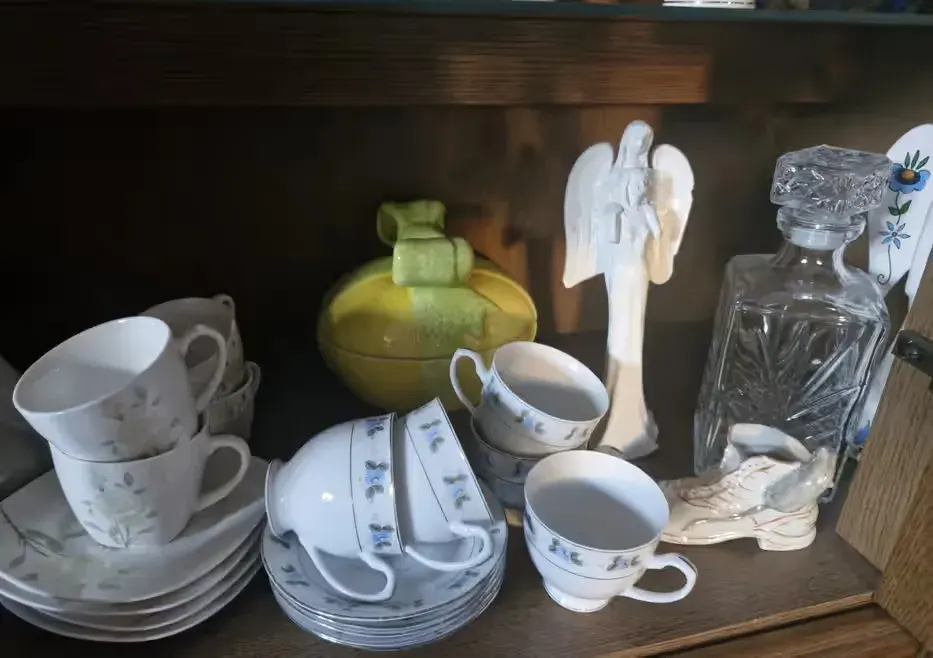 Różności porcelana — praca twórcy Jolanta na Freshwall Marketplace