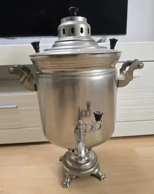 Samowar aluminiowy ZSRR – klasyczny, kompletny, kolekcjonerski — praca twórcy Rafik na Freshwall Marketplace
