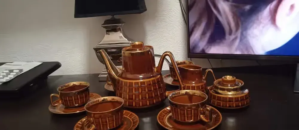 Serwis kawowy z porcelany Pruszków,Asłanowicz porcelana  filiżanki — praca twórcy piotr na Freshwall Marketplace
