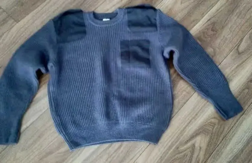sweter oficera wojsk lotniczych "MARKO" — praca twórcy piotr na Freshwall Marketplace