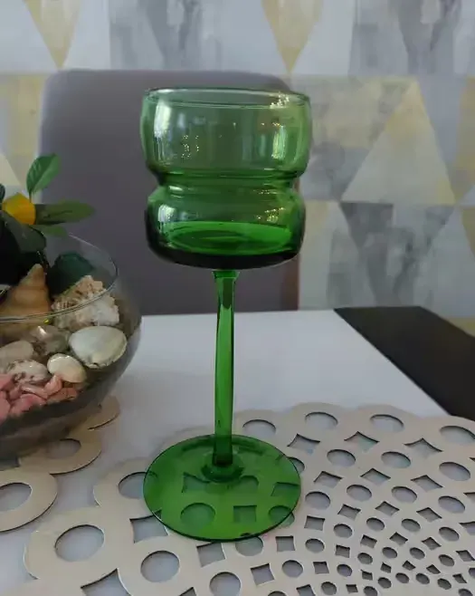 Szklany świecznik Vintage z PRL — praca twórcy mariola na Freshwall Marketplace