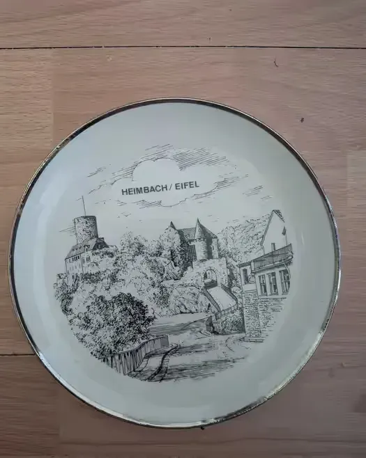 Talerz ozdobny do zawieszenia — praca twórcy Anna na Freshwall Marketplace