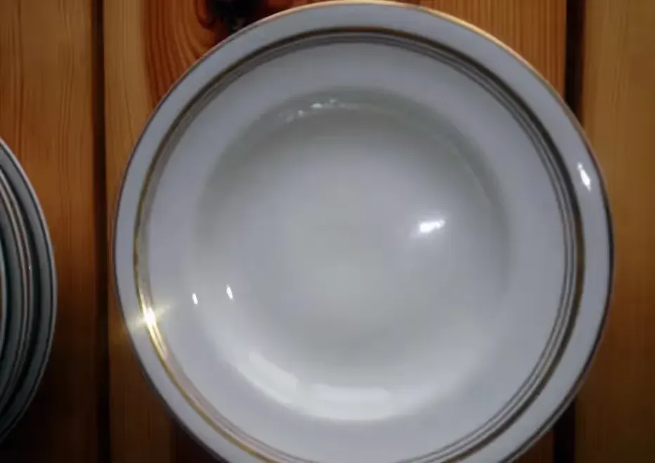 Talerze porcelana Chodzież — praca twórcy Małgorzata na Freshwall Marketplace