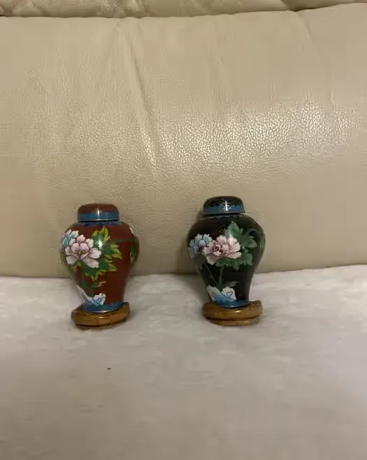 Vintage amfora miniatura  antyk zdobiona techniką cloisonne — praca twórcy Karina na Freshwall Marketplace
