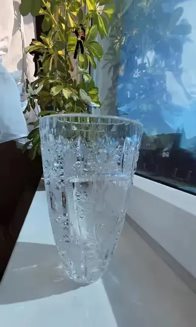 Wazon kryształowy PRL – bogaty szlif, vintage 20 cm — praca twórcy Żaneta na Freshwall Marketplace