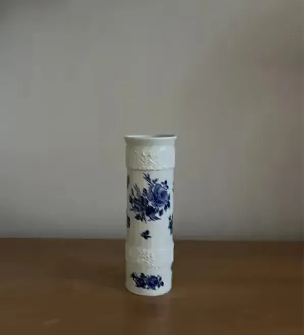 Wazon porcelanowy. Kronach, Kunst — praca twórcy Barbara na Freshwall Marketplace