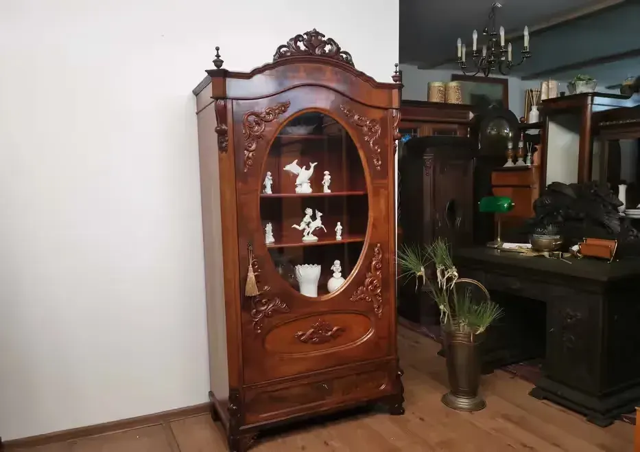 Witryna ludwikowska antyk 967/2026 — praca twórcy Jakub na Freshwall Marketplace