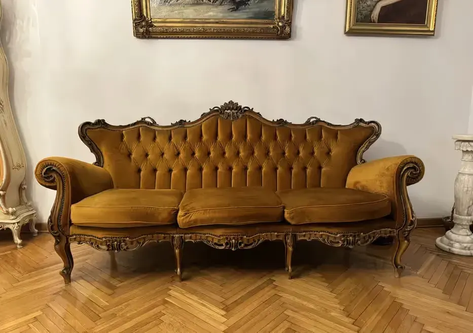 Wyjątkowy komplet wypoczynkowy: kanapa i 2 fotele, stylizowane na francuskie rokoko / Ludwik XV — praca twórcy Rob na Freshwall Marketplace