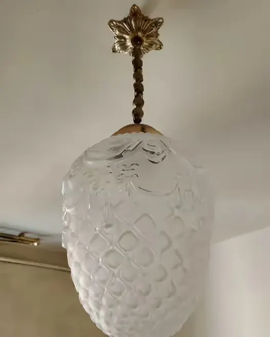 Zabytkowa lampa sufitowa, pocz XX w. — praca twórcy meacowhy na Freshwall Marketplace