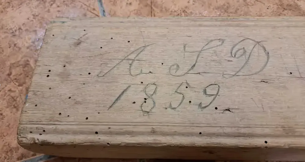 Zabytkowa norweska deska do prasowania 1859r — praca twórcy Grzegorz na Freshwall Marketplace