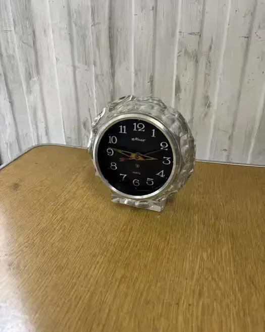 Zegar kominkowy Majak ZSRR PRL vintage — praca twórcy Zygmunt na Freshwall Marketplace