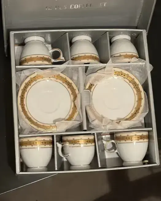 Zestaw porcelany made in Japan - filiżanki i podstawki — praca twórcy Michał na Freshwall Marketplace