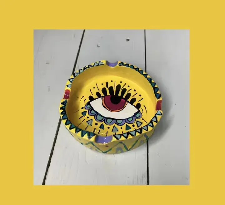 Żółta gliniana popielniczka oko kolorowa handmade boho vintage — praca twórcy Julia na Freshwall Marketplace