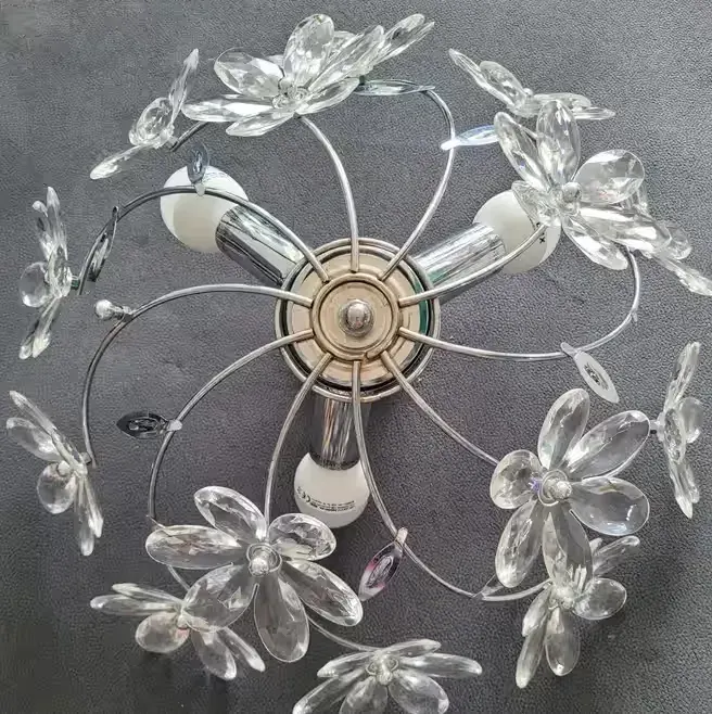Żyrandol  Flower Lampa sufitowa — praca twórcy Ashley na Freshwall Marketplace