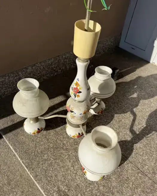 Żyrandol porcelanowy prowansalski rustykalny — praca twórcy Adam na Freshwall Marketplace