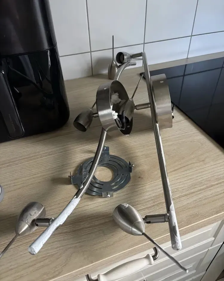 Dwie lampy ikea polecam Chorzów — praca twórcy Aleksandra W. na Freshwall Marketplace