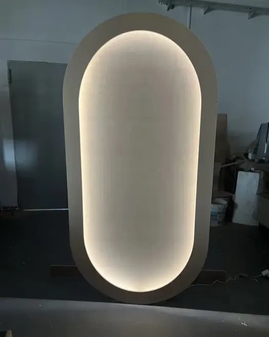 Ścianka owalna led, jajo led — praca twórcy Małgorzata W. na Freshwall Marketplace