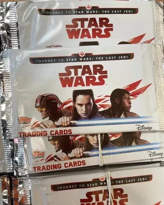 Karty Star Wars The Last Jedi Topps — praca twórcy Jadwiga Z. na Freshwall Marketplace