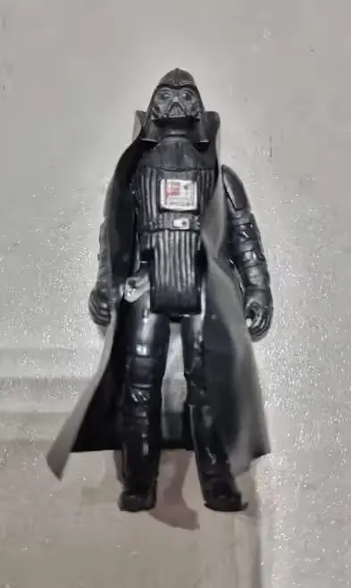 figurka Star Wars Darth Vader PRL bootleg — praca twórcy Aleksandra K. na Freshwall Marketplace
