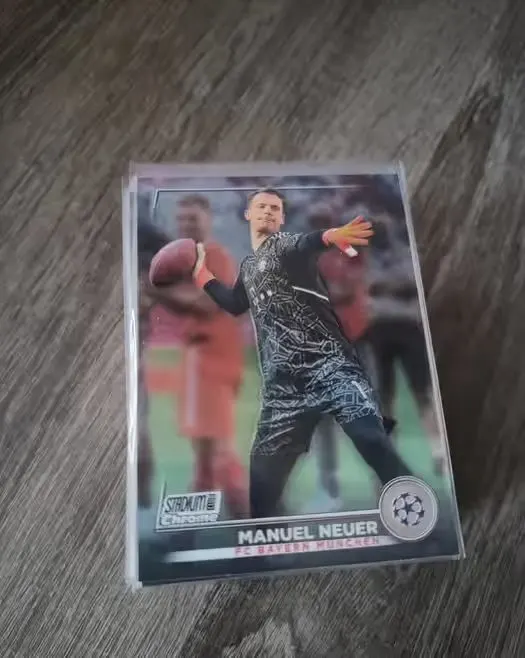 Karty topps stadium club chrome 2022/23 — praca twórcy Grażyna K. na Freshwall Marketplace