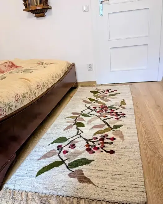 Kilim jarzębina-Rękodzieło  z Cepelii ! — praca twórcy Kacper D. na Freshwall Marketplace