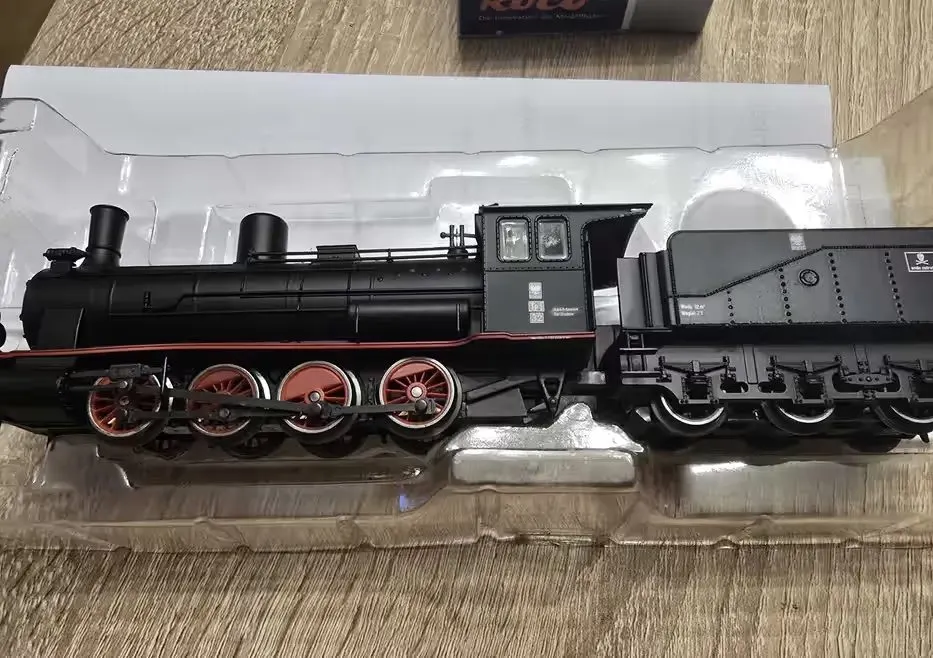 Parowóz Tp1 PKP firmy PIKO 57554 w sakli H0 z dekoderem dźwięku ESU — praca twórcy POMOC DROGOWA -Skup-sprzedaż samochodów na Freshwall Marketplace