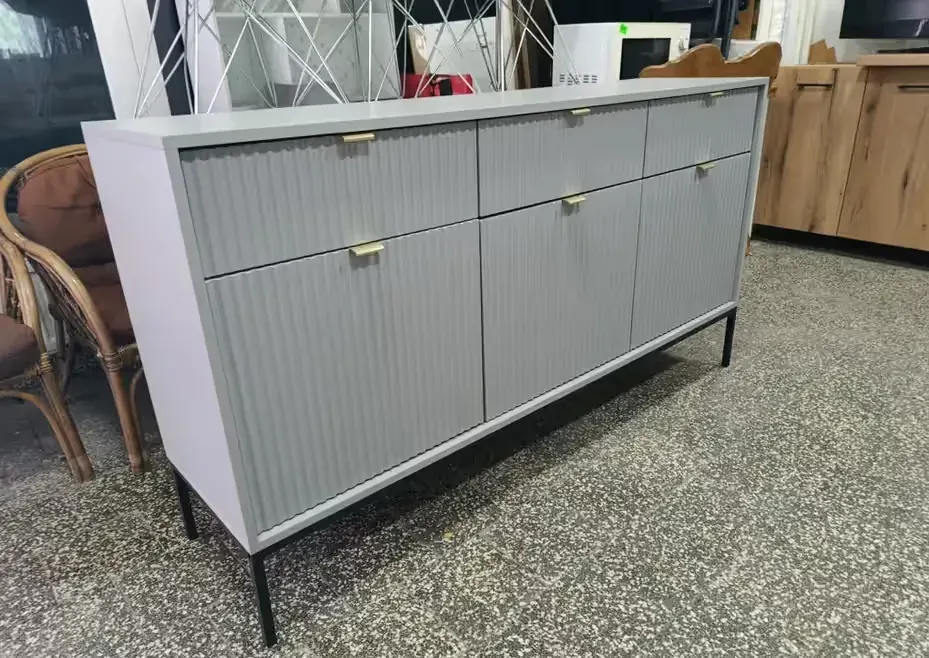 Nowoczesna Komoda 650zł Taniej! — praca twórcy Komis Meblowy Dobrzyńska 45 na Freshwall Marketplace