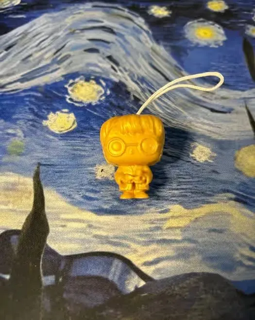 ZŁOTY Harry Potter + inne figurki — praca twórcy Lucia na Freshwall Marketplace