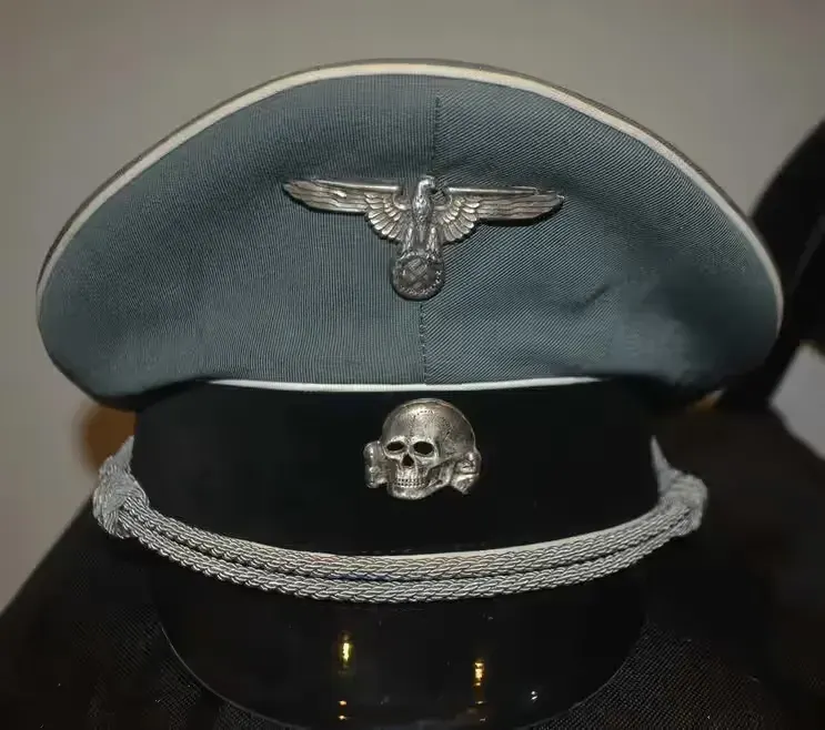 Czapka oficerska Waffen SS Niemcy — praca twórcy Marek na Freshwall Marketplace