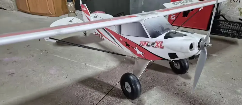 Samolot Rc FunCub XL — praca twórcy Kasia na Freshwall Marketplace