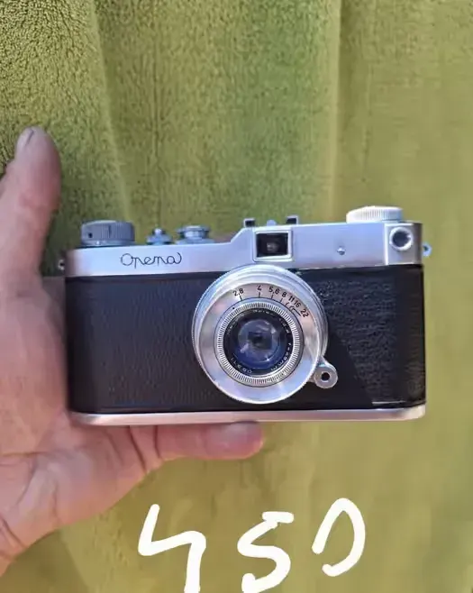 Stare aparaty fotograficzne — praca twórcy Piotr Kłoda Łukasz Kawulok na Freshwall Marketplace
