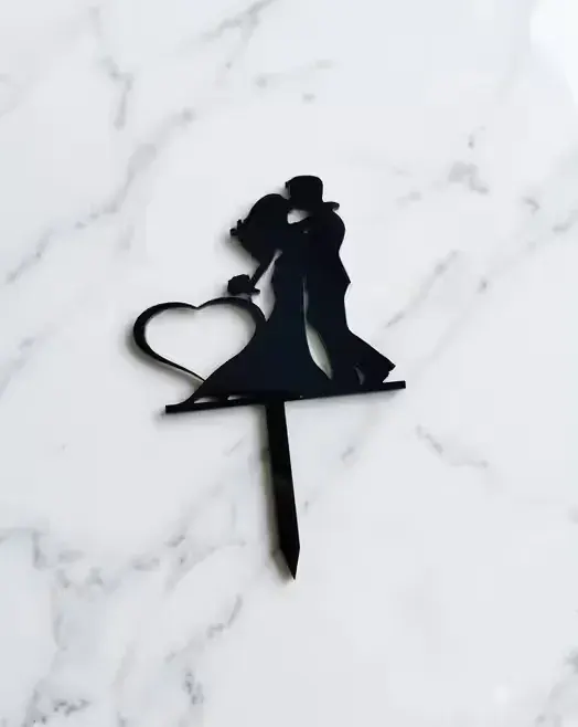 Topper na tort weselny "Młoda Para" – czarny, elegancki. — praca twórcy Print & Laser na Ciacho na Freshwall Marketplace