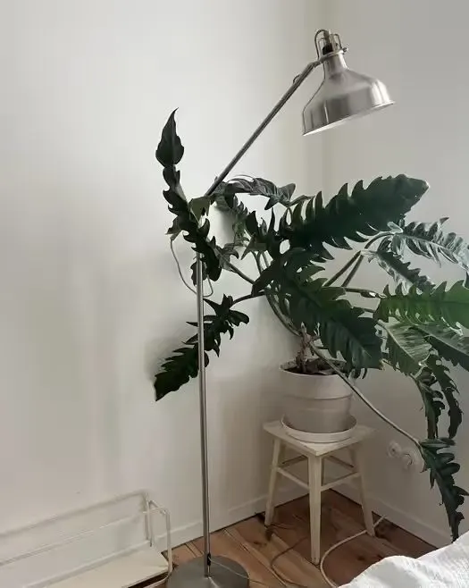 Lampa stojąca Ranarp Ikea stalowa — praca twórcy marttak na Freshwall Marketplace