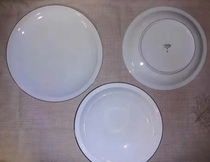 Serwis obiadowy, porcelana Arzberg, 2 zestawy , dla 6 osób każdy — praca twórcy właściciel na Freshwall Marketplace