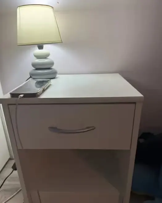Szafka nocna + lampka — praca twórcy Agnieszka na Freshwall Marketplace