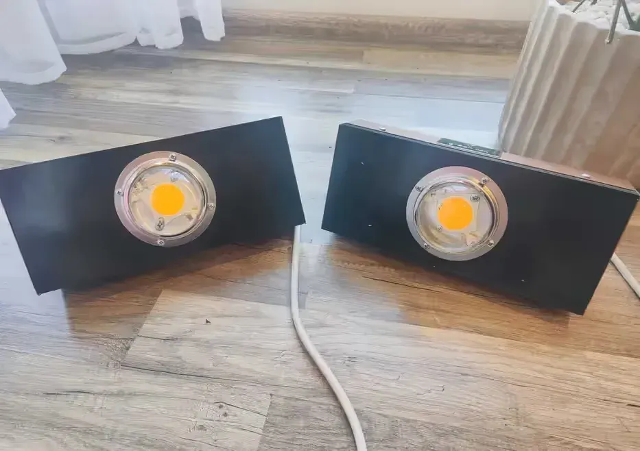 DWIE LAMPY  LED Maroko 1 120° 150W — praca twórcy Łukasz na Freshwall Marketplace